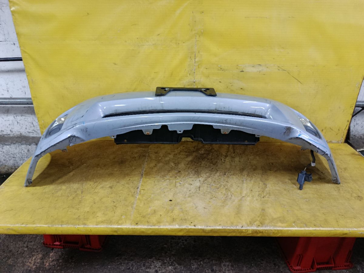 Бампер 47-39 47-39,52119-47080 на Toyota Prius ZVW30 Фото 3