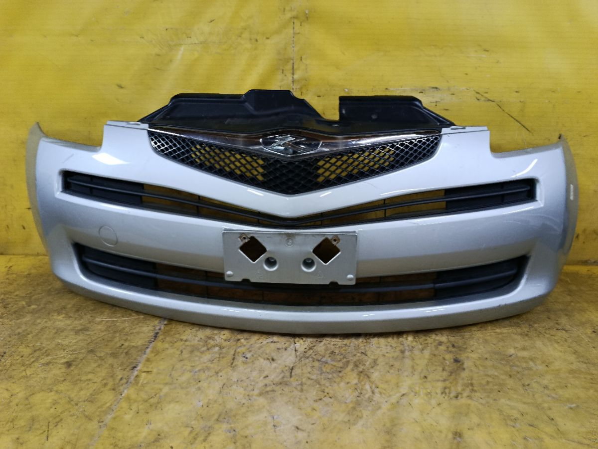Бампер 52119-52480 на Toyota Ractis SCP100 Фото 2