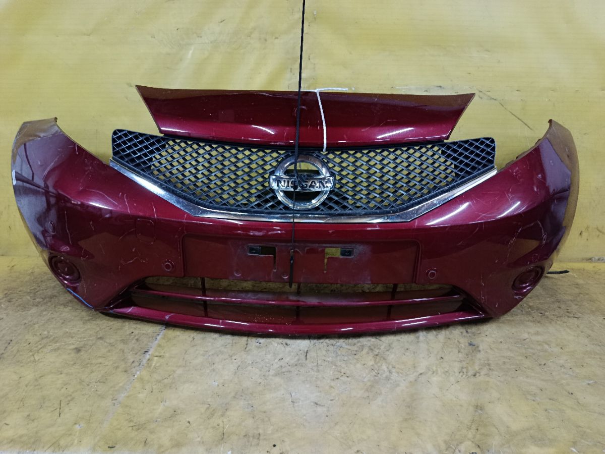 Бампер 62022-3VA0H на Nissan Note E12 Фото 2