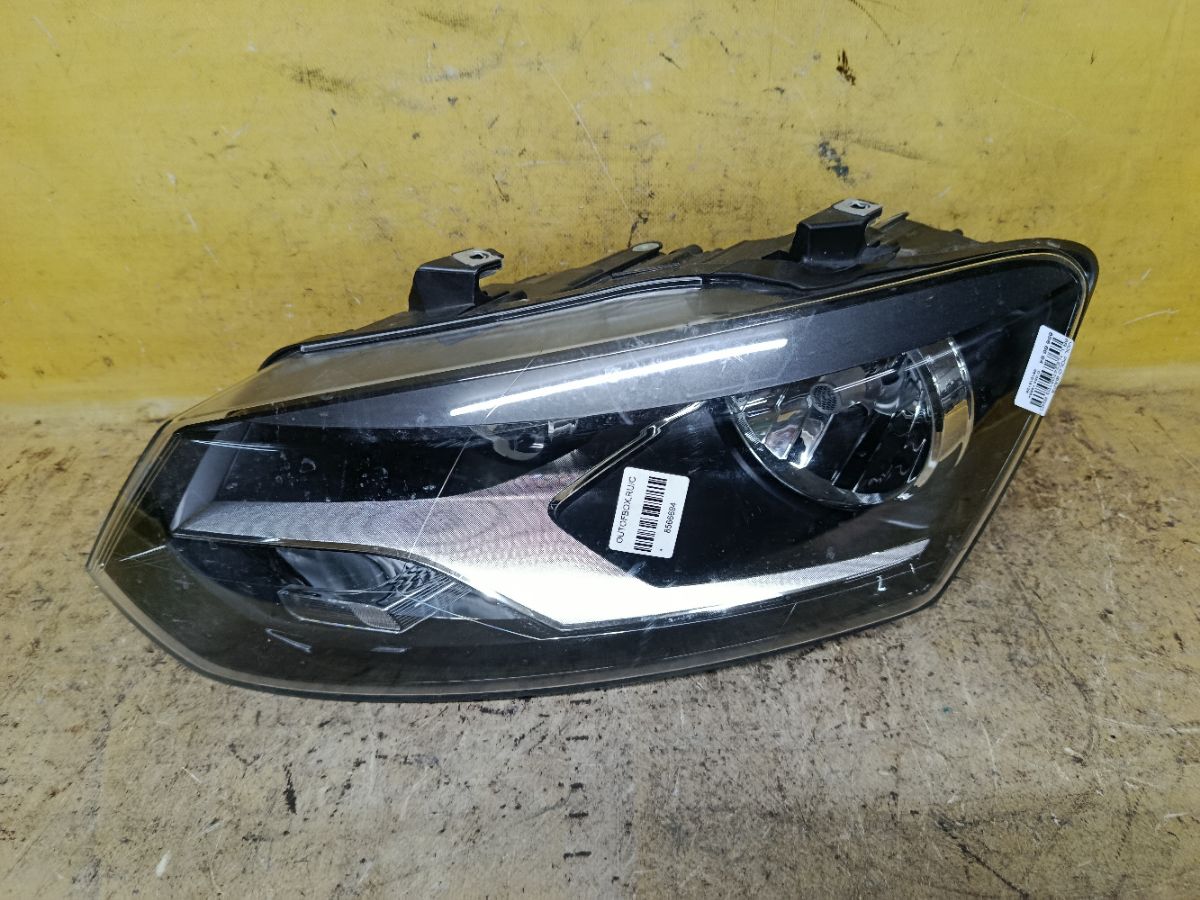 Фара 1LE24705103 на Volkswagen Polo 6R Фото 1
