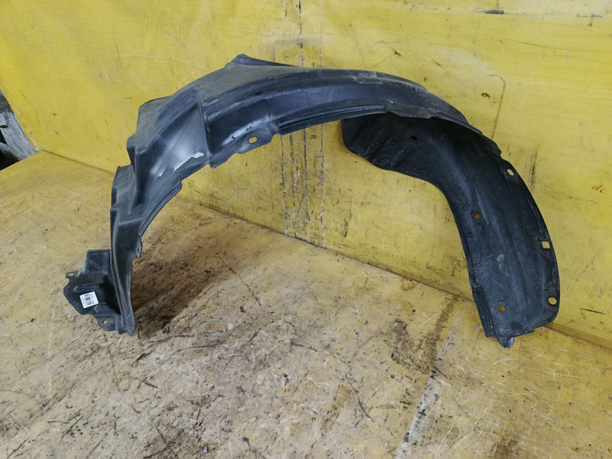 Подкрылок на Toyota Passo KGC10 1KR-FE Фото 1