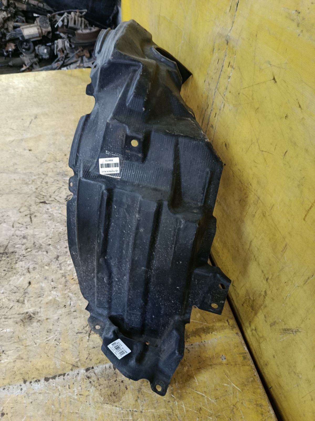 Подкрылок на Toyota Passo KGC10 1KR-FE Фото 2