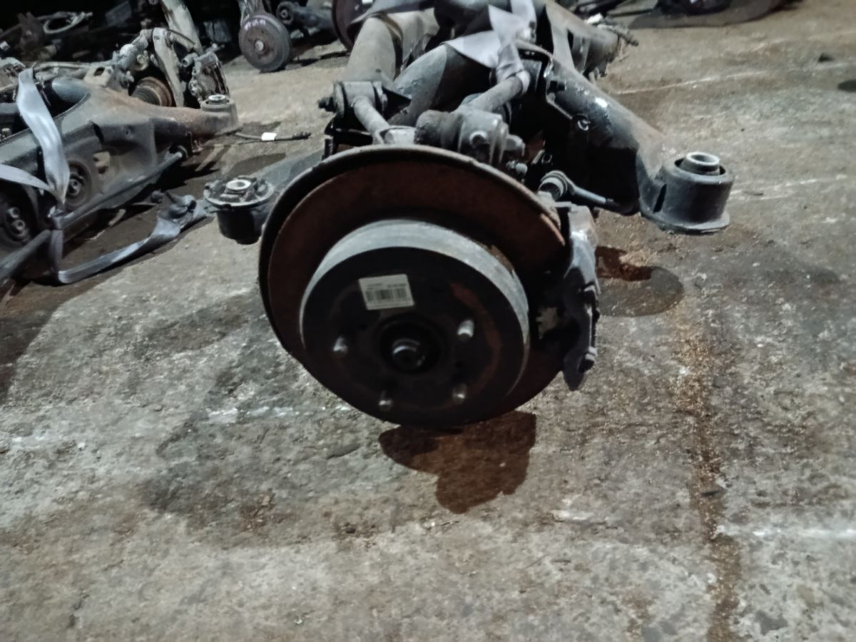 Балка подвески 51206-30080 на Toyota Crown GRS183 3GR-FSE Фото 4