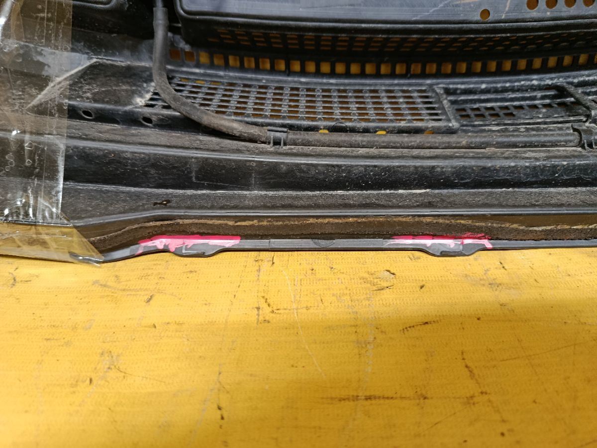 Решетка под лобовое стекло 74200-SYY-00-50 на Honda Freed GB3 Фото 3