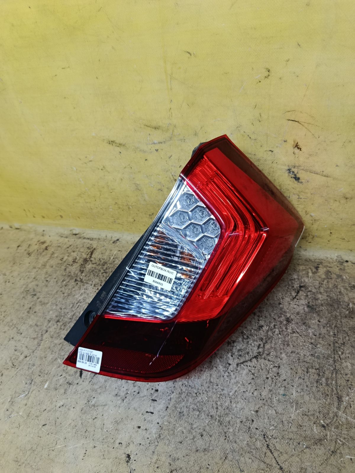 Стоп W1698 W1698, на Honda Fit Hybrid GP5 Фото 1
