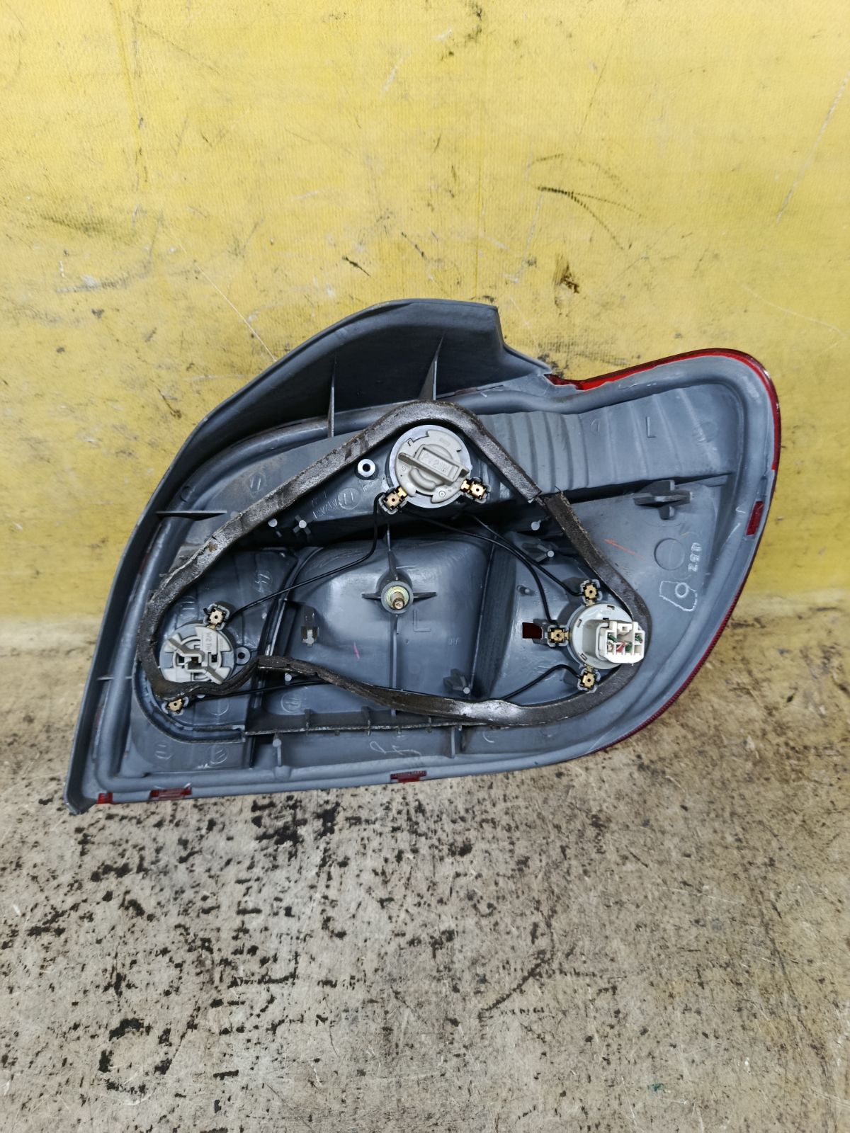 Стоп 52-004 52-004, на Toyota Vitz SCP10 Фото 3