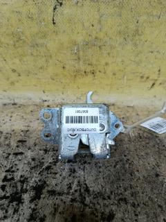 Замок двери на Toyota Vitz SCP10 Фото 2