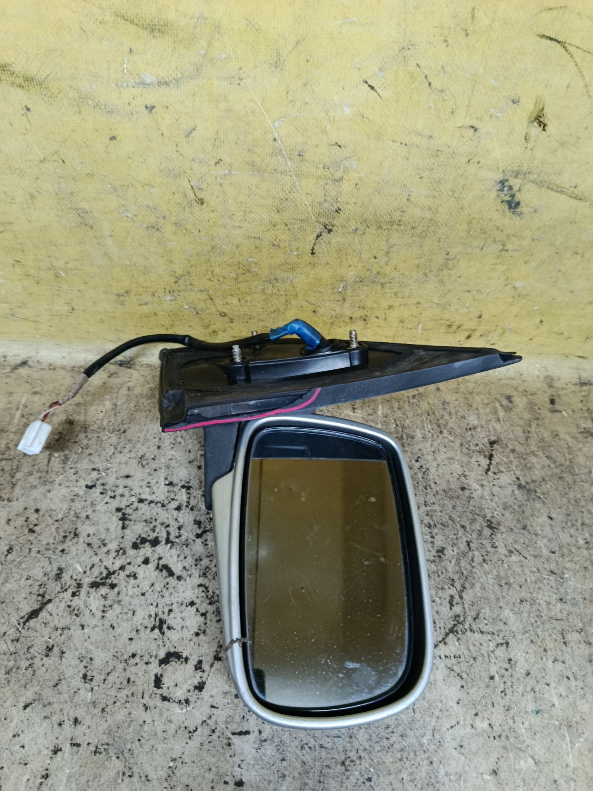 Зеркало двери боковой на Toyota Vitz SCP10 Фото 4