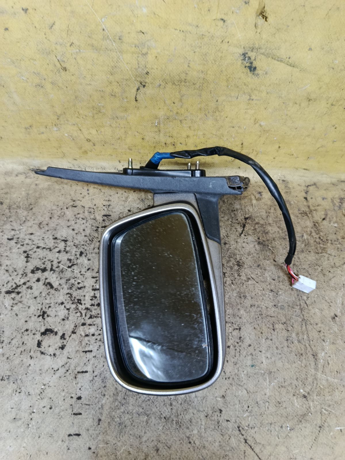 Зеркало двери боковой на Toyota Vitz SCP10 Фото 4