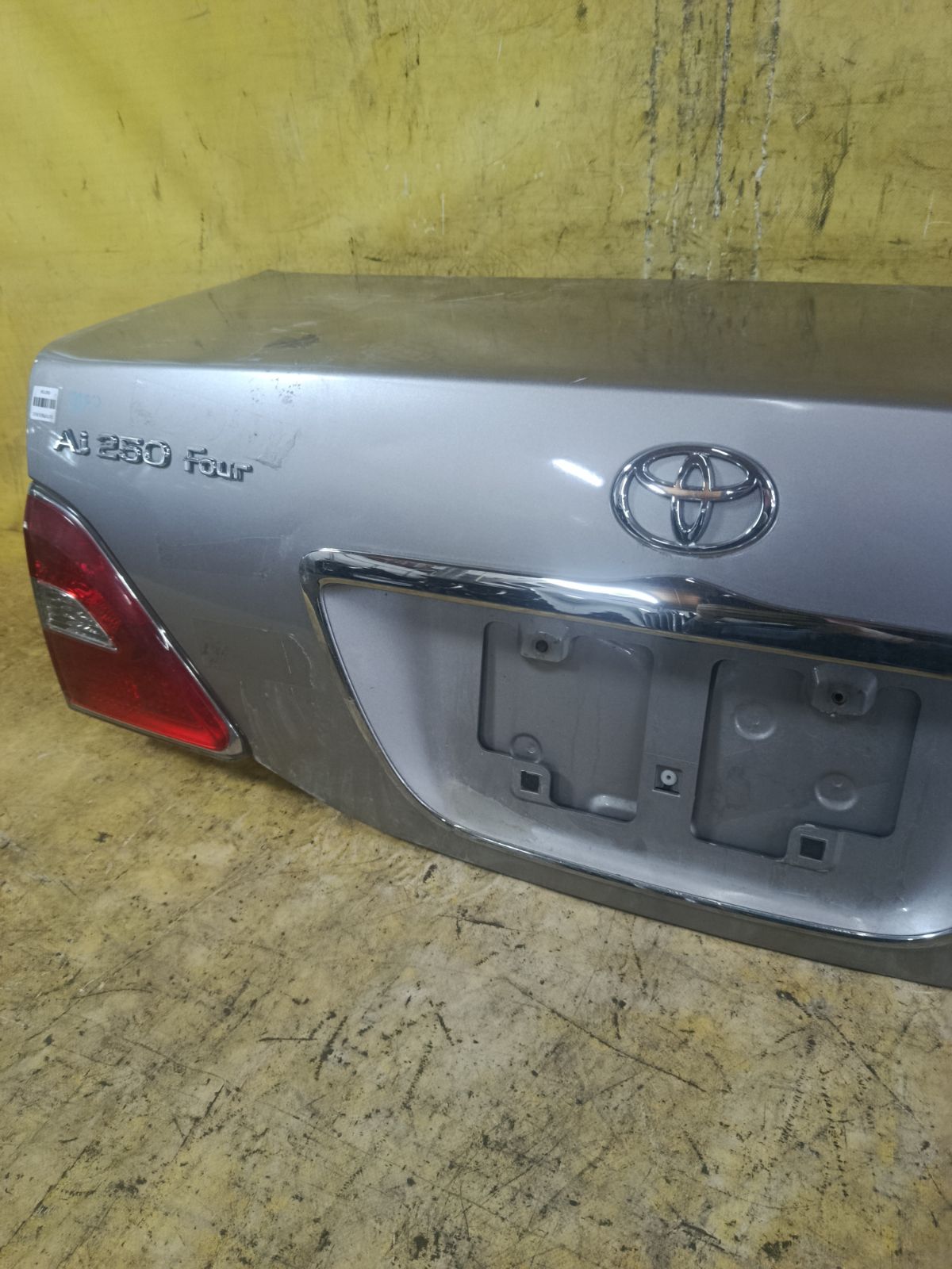 Крышка багажника 51-21 51-21, на Toyota Brevis JCG15 Фото 3