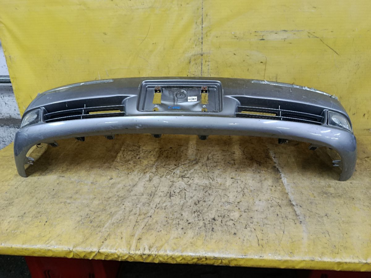 Бампер 51-17 51-17,52119-51040 на Toyota Brevis JCG15 Фото 4