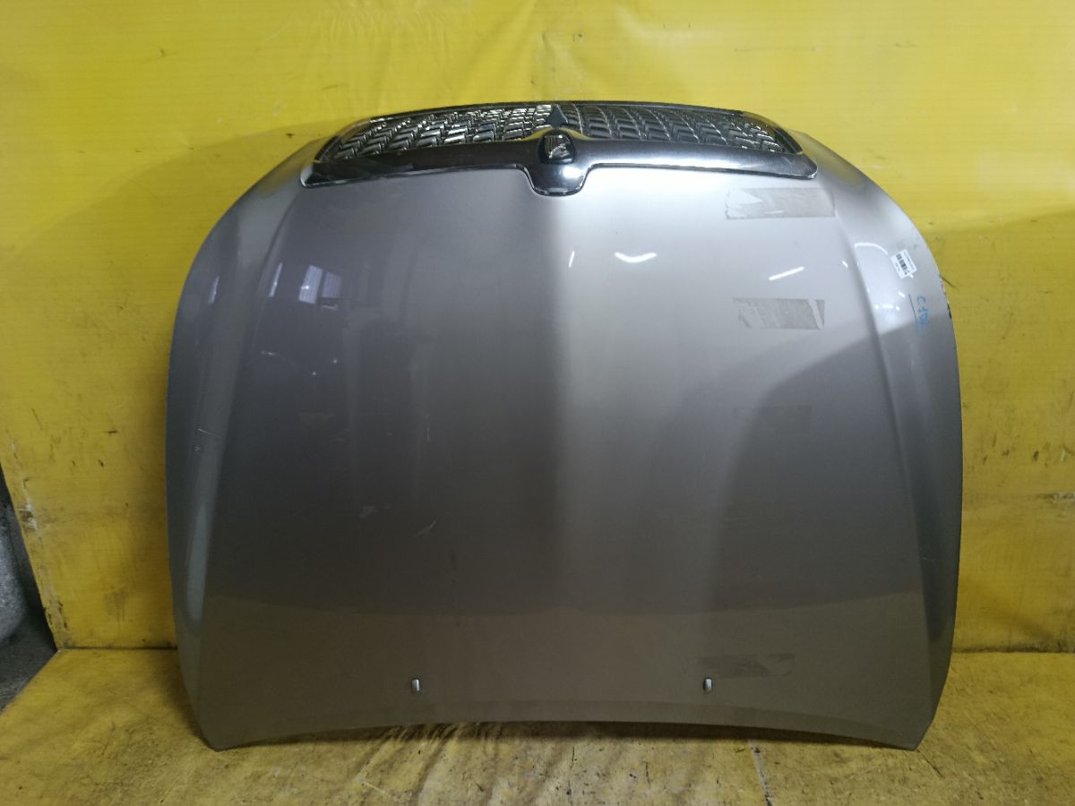 Капот на Toyota Brevis JCG15 Фото 1
