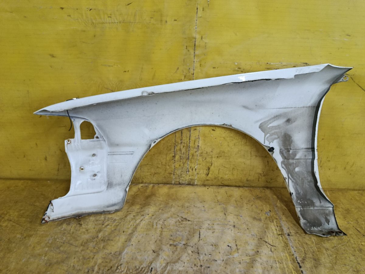 Крыло переднее на Toyota Carina CT176 Фото 4