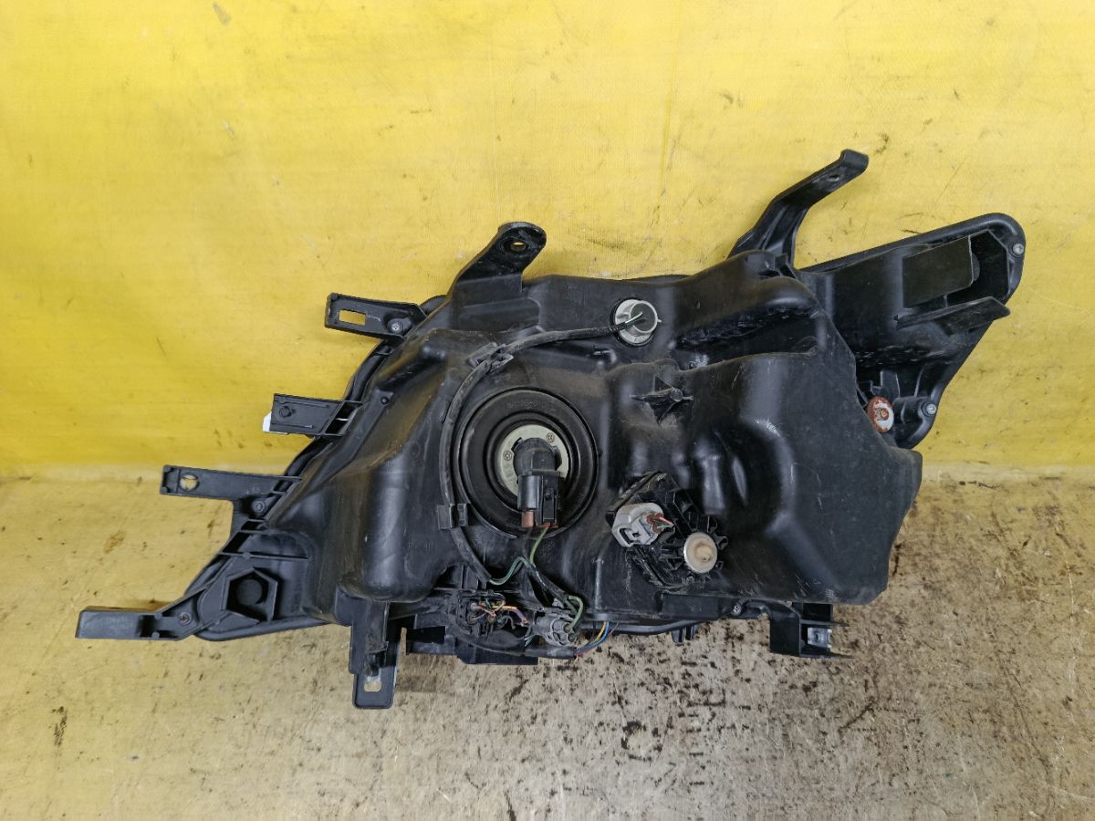 Фара 100-23683 100-23683, на Nissan Serena FC26 Фото 2