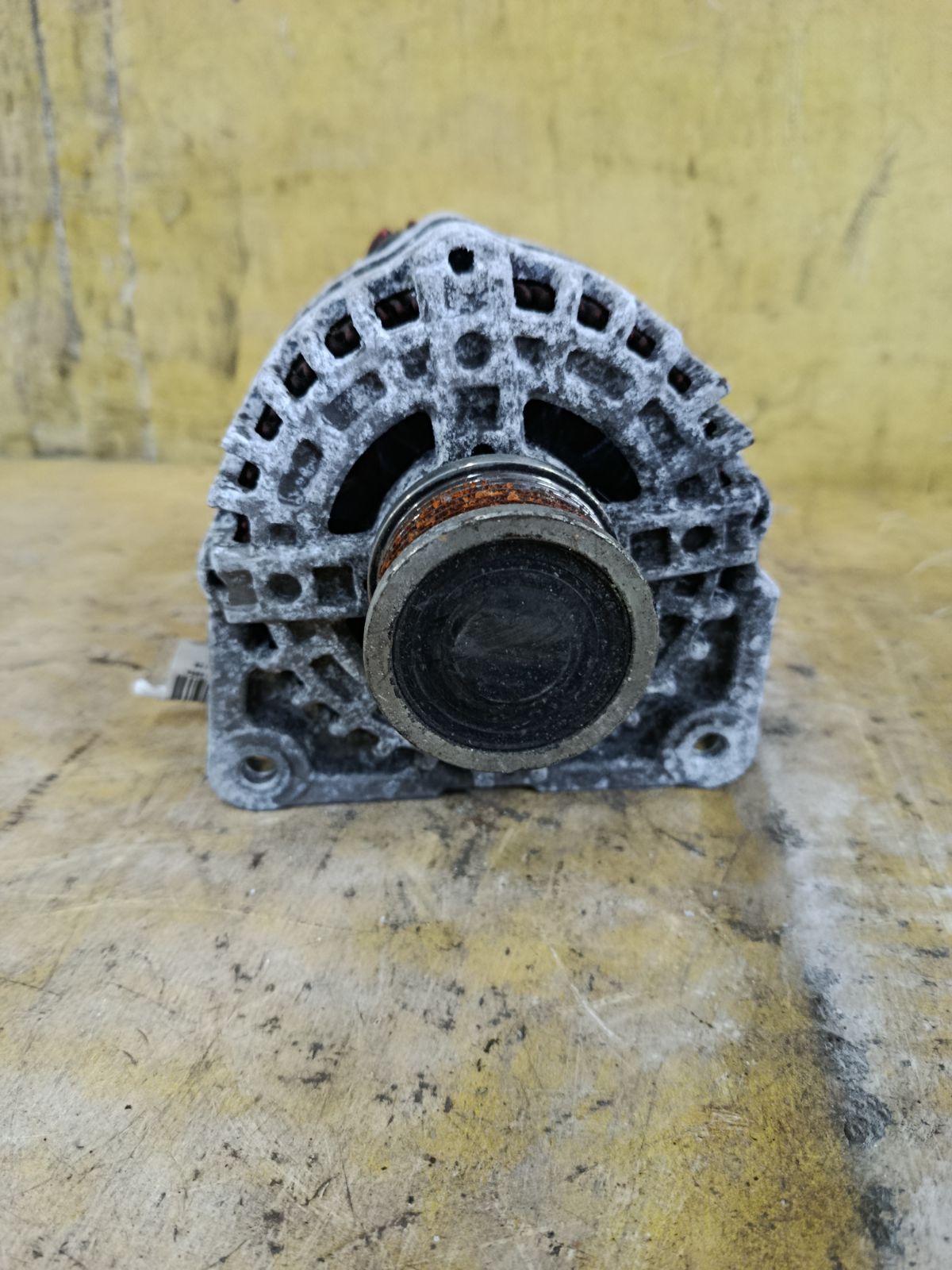 Генератор 23100-ED30B на Nissan Note NE11 HR15DE Фото 3
