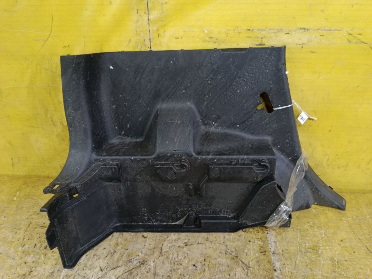 Обшивка багажника 84951-1U600 на Nissan Note NE11 Фото 1