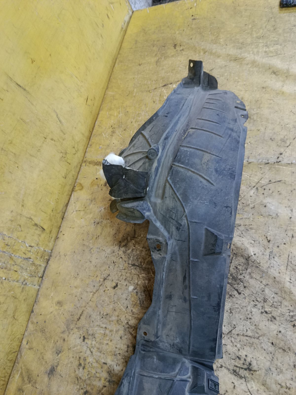 Подкрылок 63841-JN20A на Nissan Teana J32 VQ25DE Фото 3