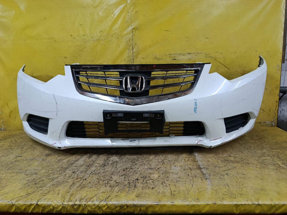 Бампер на Honda Accord CU1 Фото 1