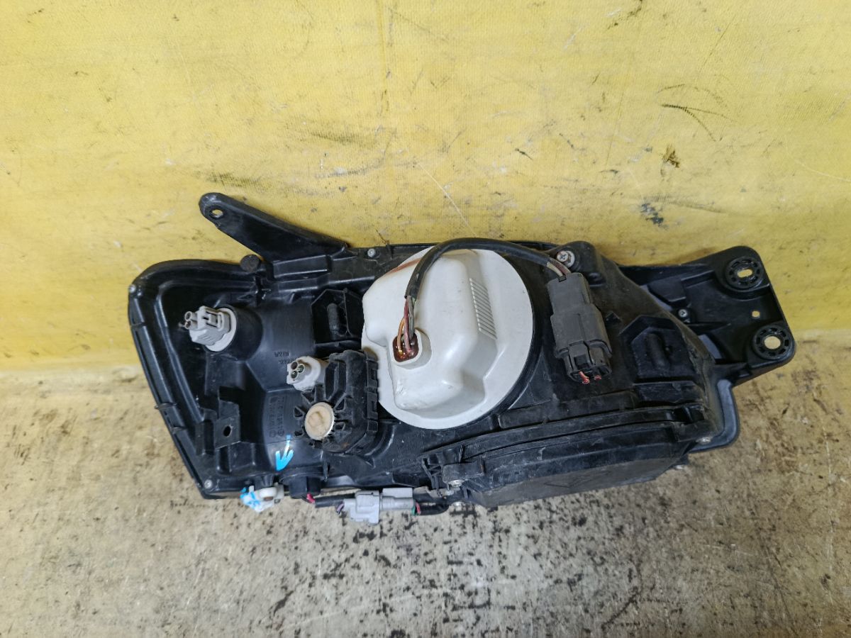 Фара 100-20751 100-20751, на Subaru Legacy Wagon BH5 Фото 2