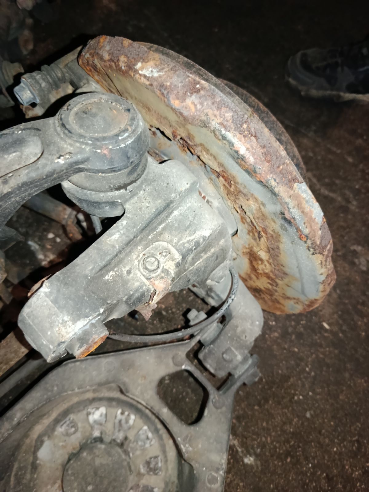Балка подвески на Nissan Teana TNJ32 QR25DE Фото 11