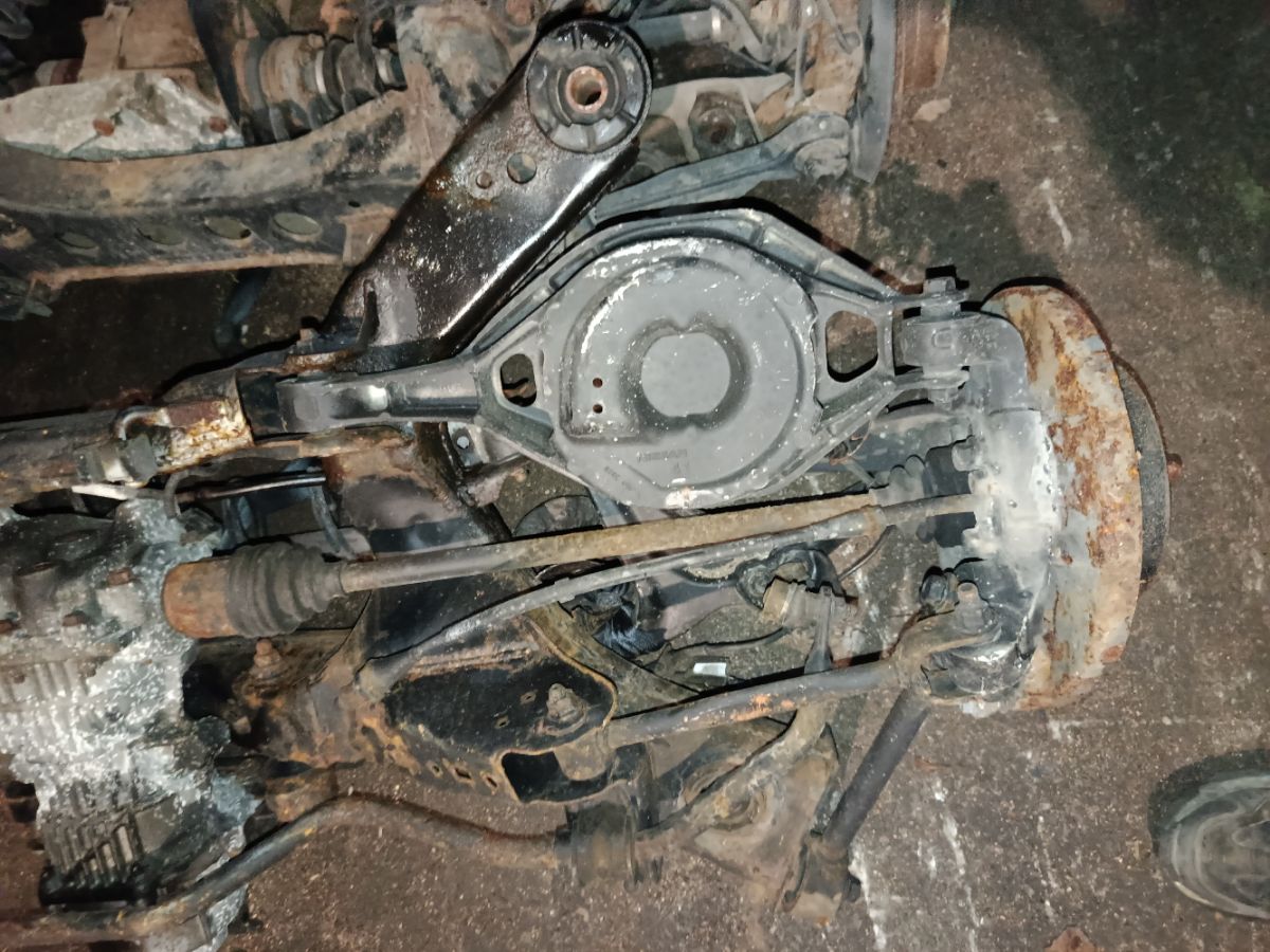Балка подвески на Nissan Teana TNJ32 QR25DE Фото 21