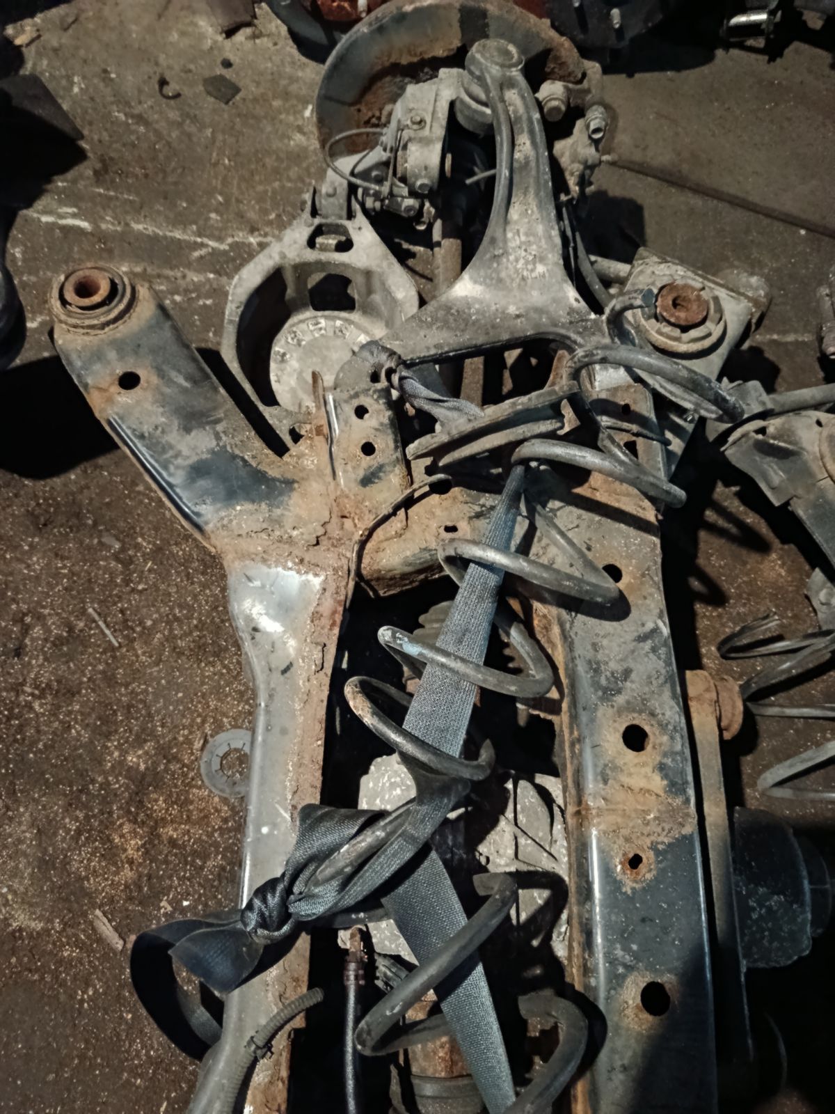 Балка подвески на Nissan Teana TNJ32 QR25DE Фото 6