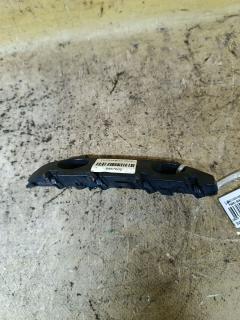 Крепление бампера на Nissan Note NE12 62225-3VA0A  62225-3VA0B, Переднее Левое расположение