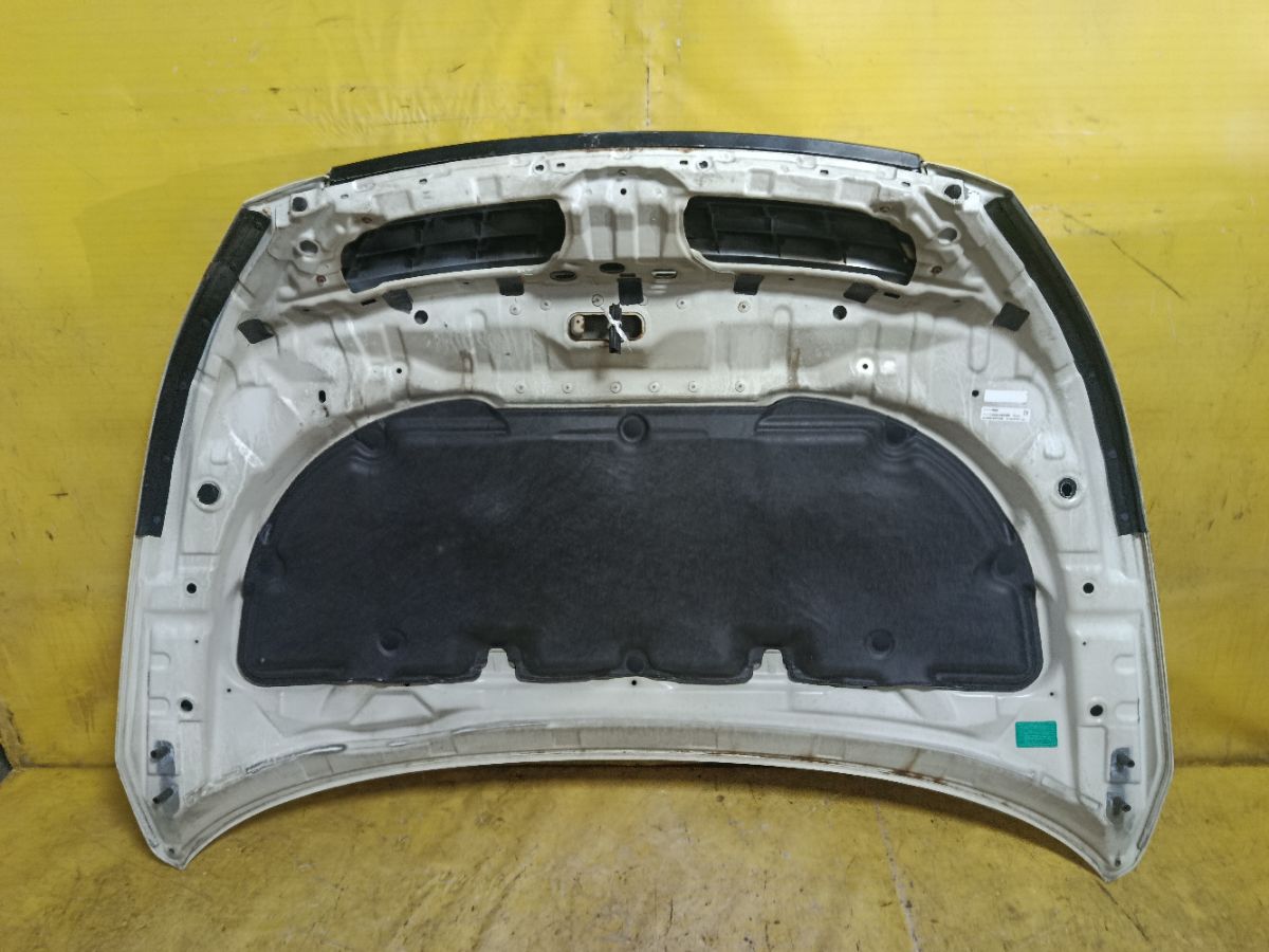 Капот на Nissan Presage TU31 Фото 2