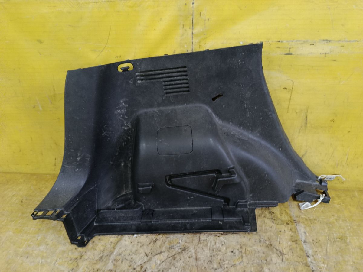 Обшивка багажника 84951-3VA0A на Nissan Note E12 Фото 1