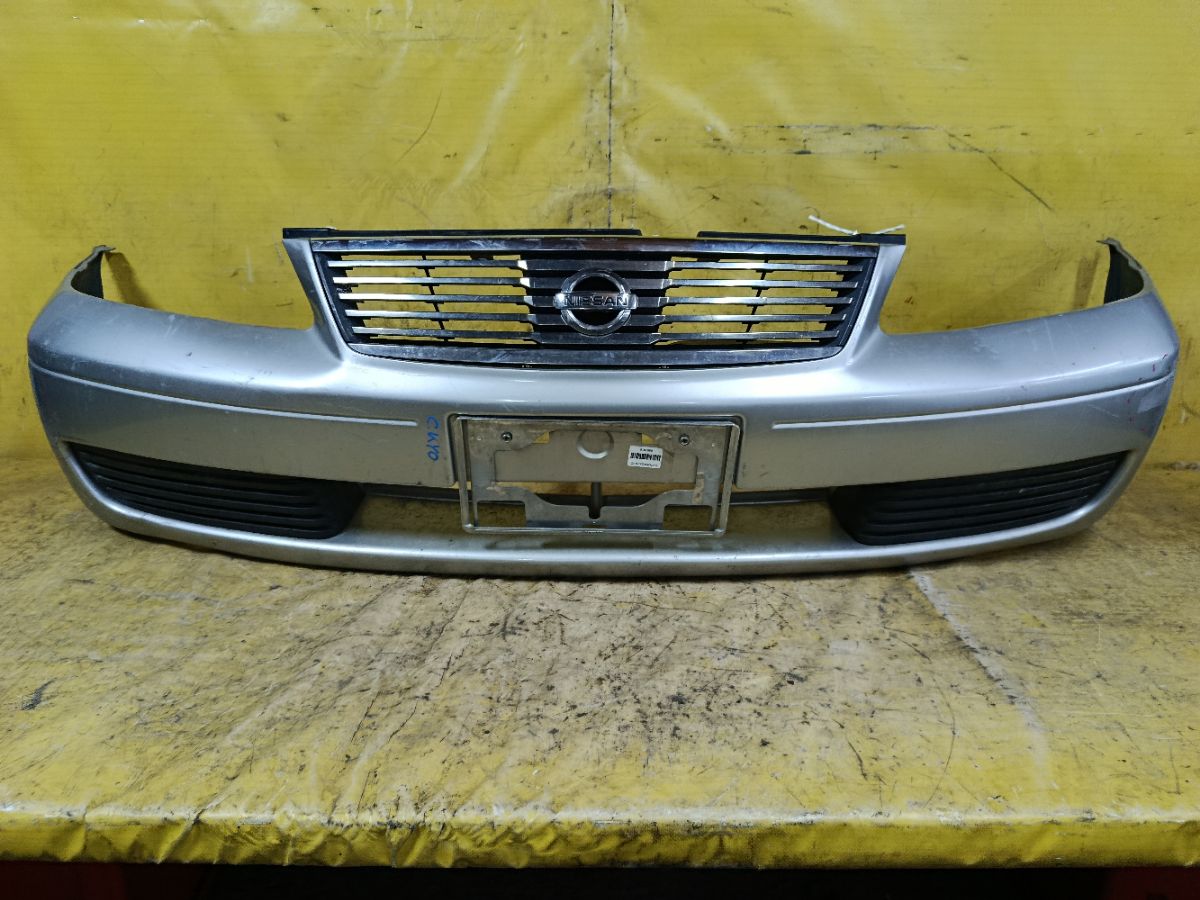 Бампер 62022-8N040 на Nissan Sunny FNB15 Фото 1