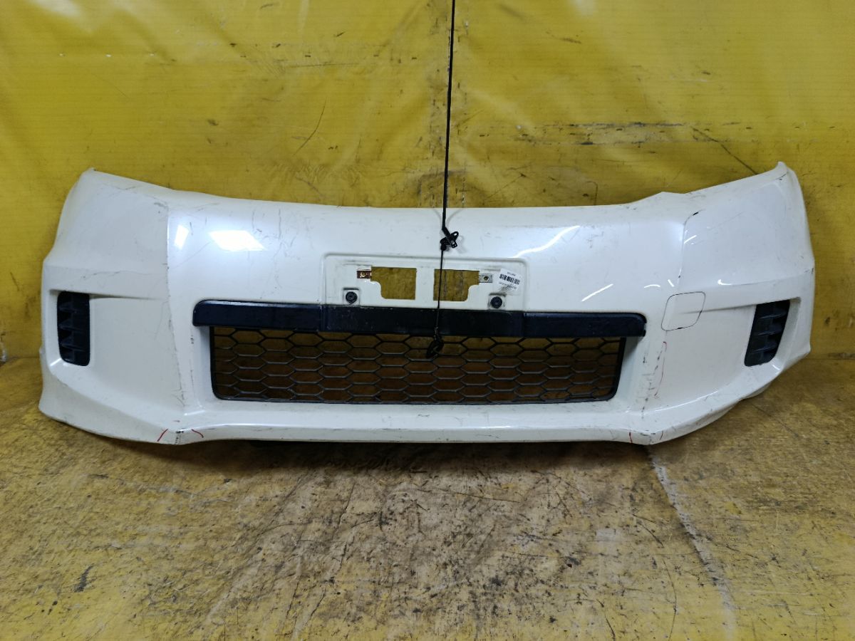 Бампер 62022-8N040 на Nissan Sunny FNB15 Фото 8