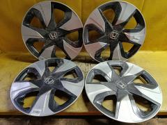 Колпак на Honda Fit Hybrid GP5 44733-T5C-J01
