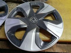 Колпак 44733-T5C-J01 на Honda Fit Hybrid GP5 Фото 2