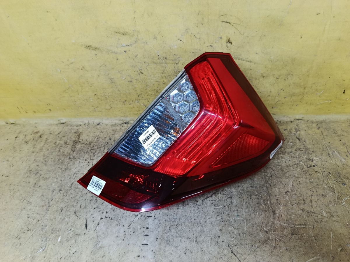 Стоп W1698 W1698, на Honda Fit Hybrid GP5 Фото 1