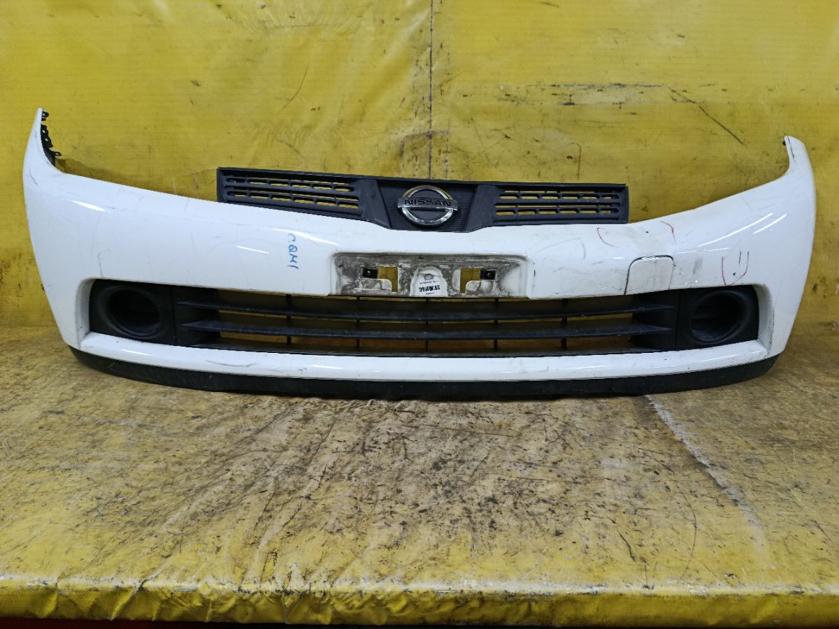 Бампер 62022-CV040 на Nissan Wingroad NY12 Фото 1