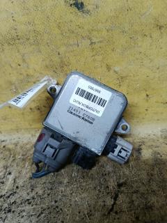 Блок управления вентилятором на Mitsubishi Lancer Cedia Wagon CS5W 4G93 21493-C760B