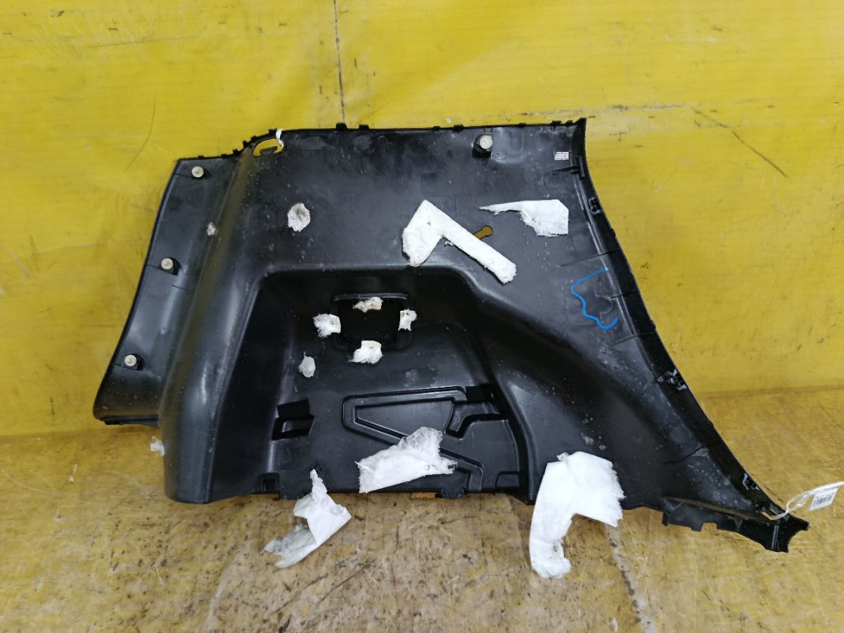 Обшивка багажника 84950-3VA0A на Nissan Note E12 Фото 2