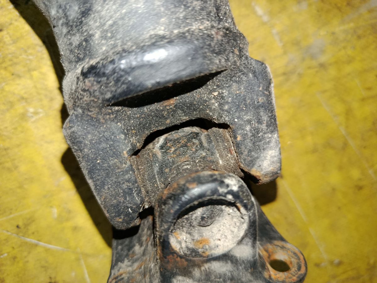 Кардан на Nissan Sunny FNB15 QG15DE Фото 8