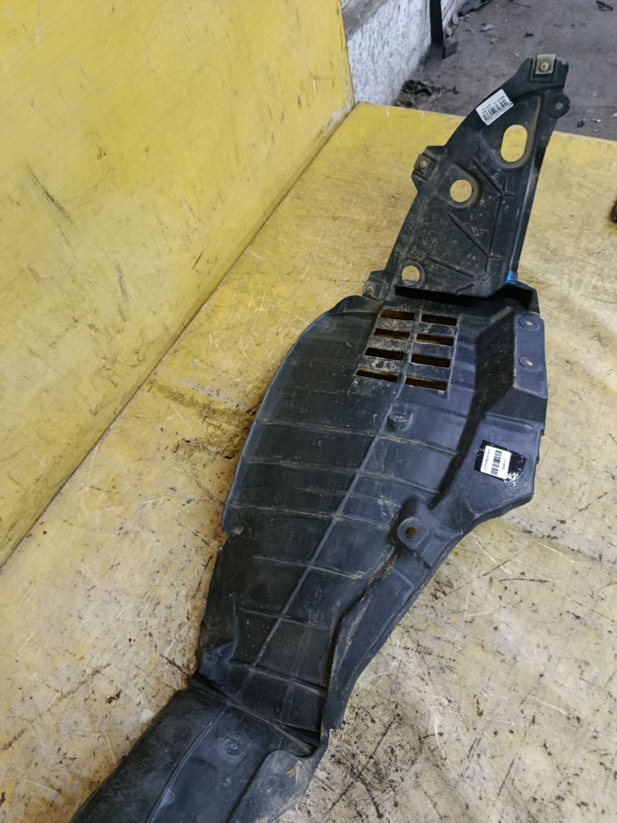 Подкрылок 63843-JN20A на Nissan Teana J32 VQ25DE Фото 3