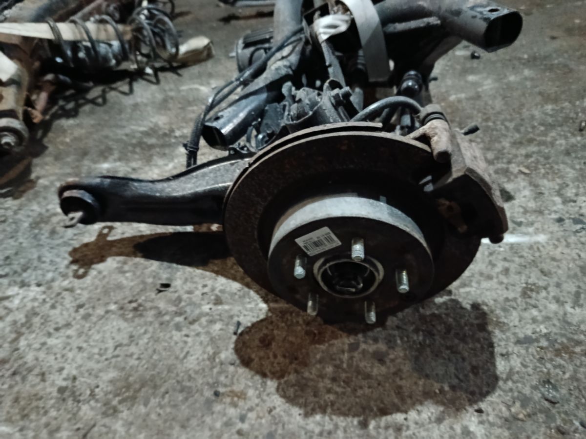 Балка подвески . на Mitsubishi Outlander CW5W 4B12 Фото 4