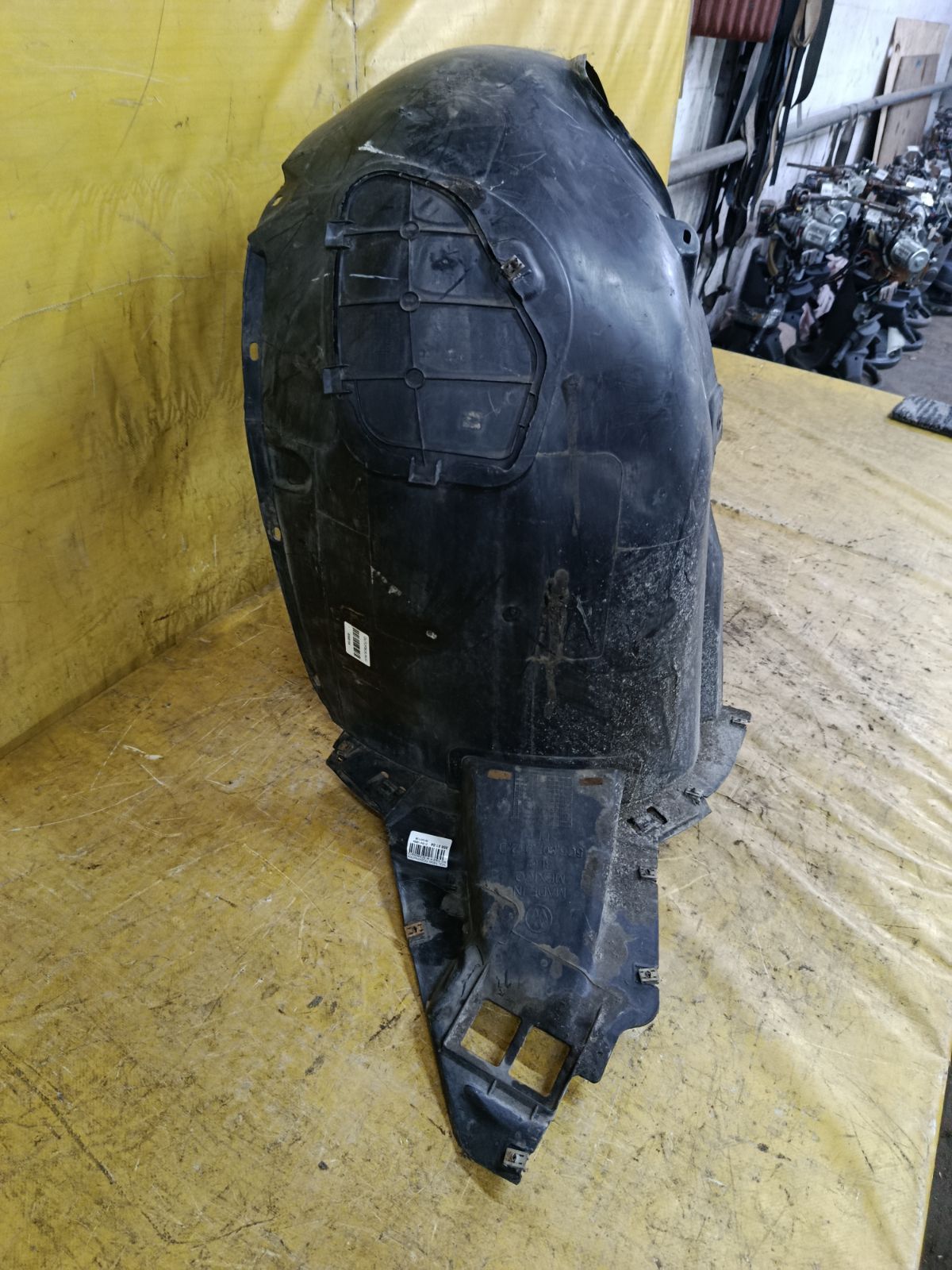 Подкрылок 5C5805912D на Volkswagen New Beetle 5C CBZ Фото 2