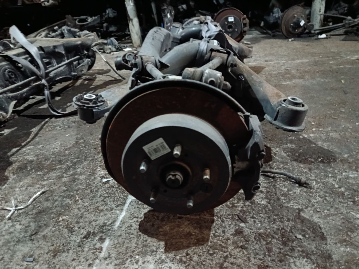 Балка подвески 51206-30080 на Toyota Crown GRS182 3GR-FSE Фото 4