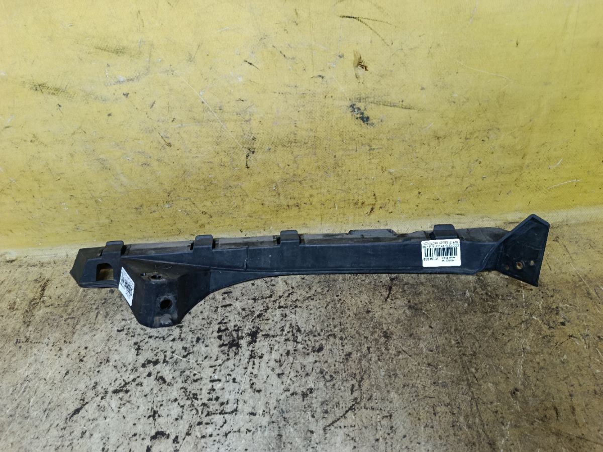 Крепление бампера 71141-SJD-0000, 71193-SJD-003, 71193-SJD-013 на Honda Edix BE1 Фото 2