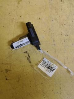 Датчик расхода воздуха на Toyota Ipsum ACM21W 2AZ-FE 22204-22010  22204-0J010