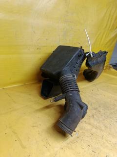 Корпус воздушного фильтра 17881-46540, 17751-46180, 17700-46460 на Toyota Brevis JCG15 1JZ-FSE Фото 3