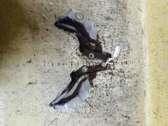 Крепление капота на Toyota Brevis JCG15 53410-30160  53420-30160