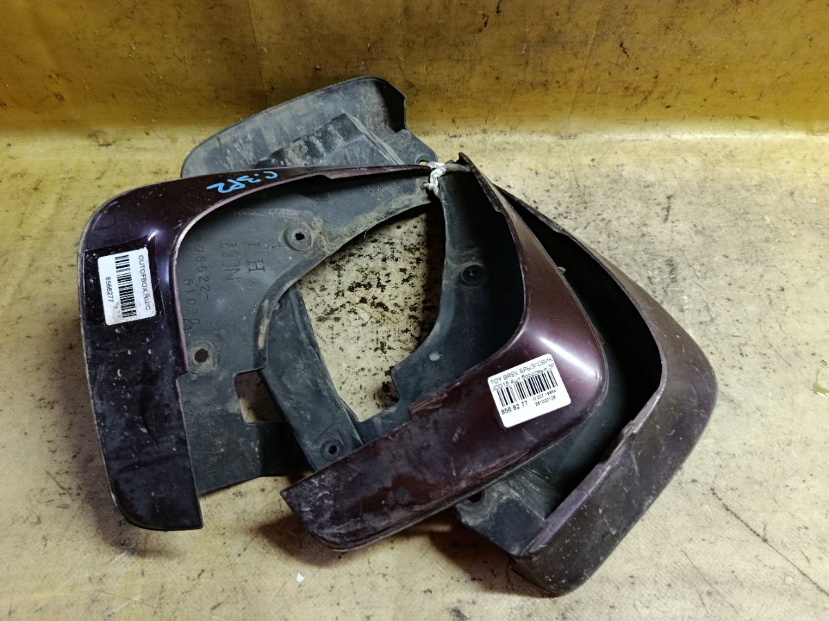 Брызговик на Toyota Brevis JCG15 Фото 1