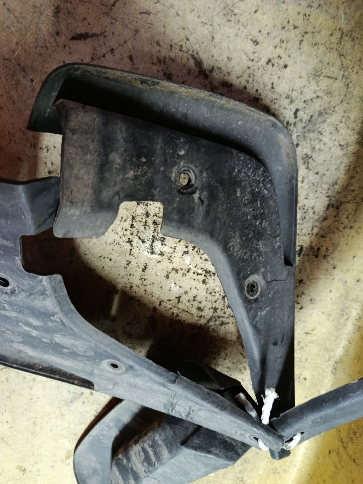 Брызговик на Toyota Brevis JCG15 Фото 4