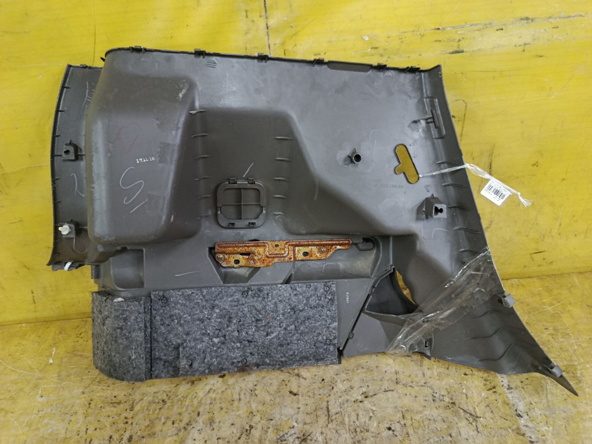 Обшивка багажника 84950-1U600 на Nissan Note NE11 Фото 2