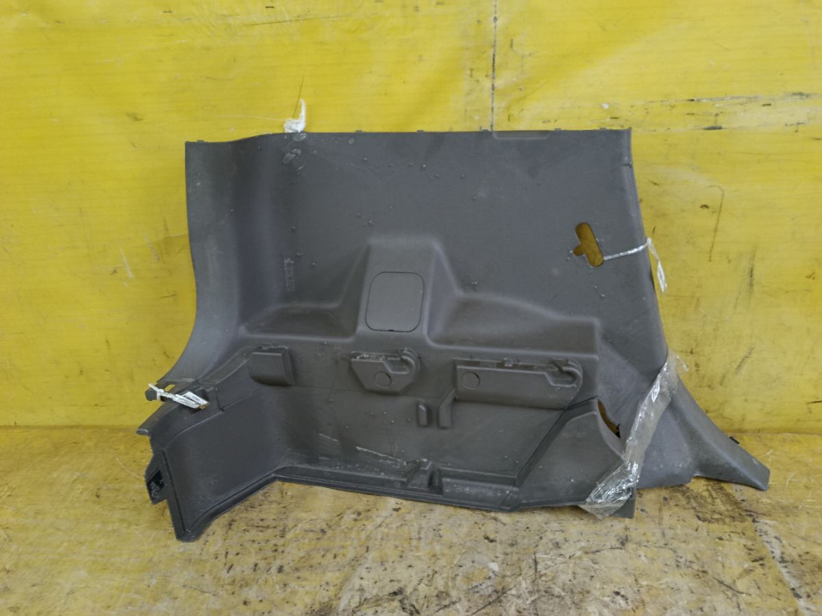 Обшивка багажника 84951-1U600 на Nissan Note NE11 Фото 1